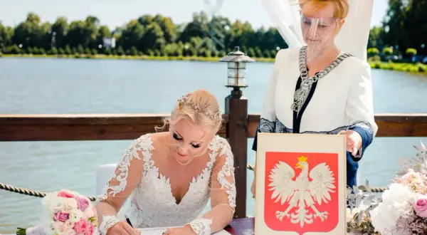 Jakie dokumenty do ślubu cywilnego? Sprawdź, czego nie możesz zapomnieć!