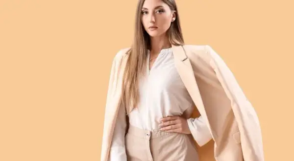 Co założyć na chrzciny jako gość - eleganckie i stylowe propozycje